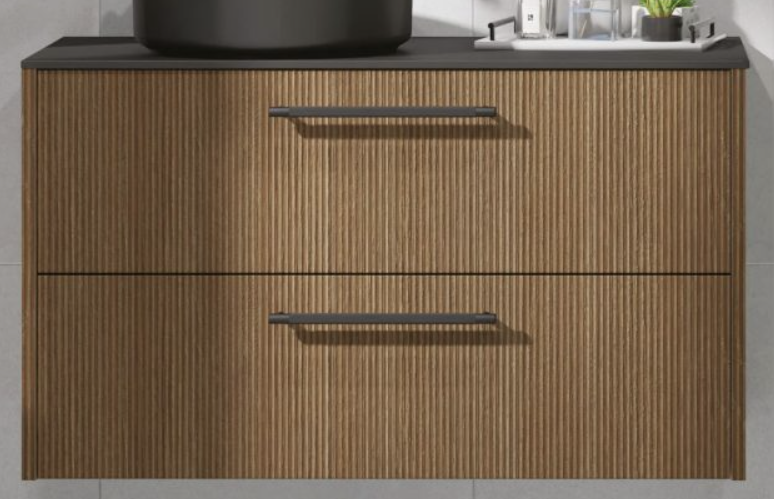 Meuble avec décor strié STRIATO - L601 x H512 x P458 mm - 2 tiroirs - Avec découpe siphon - Finition mélaminé - chêne strié cuivré - couleur poignée noir mat