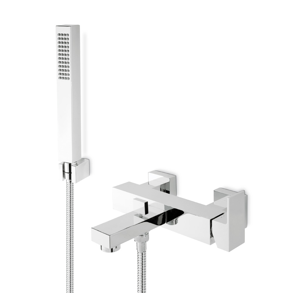 Mélangeur de bain complet ERGO-Q, E 150 mm, avec raccords excentriques 1/2 x 3/4, flexible 150 cm et douche à main y compris support pour douchette à main, chromé